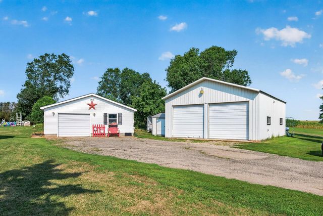 9711 Ireland Avenue NW, Annandale, MN 55302