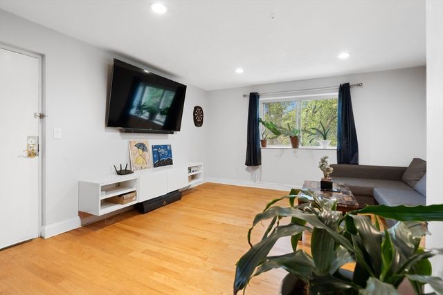 211 West St. 12B, Quincy, MA 02169