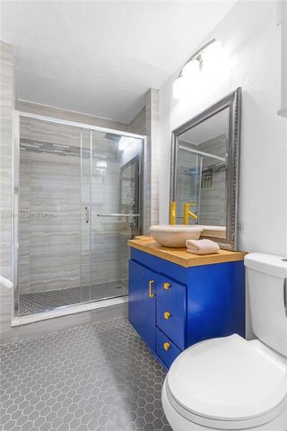 809 SE 14th Drive, Deerfield Beach, FL 33441