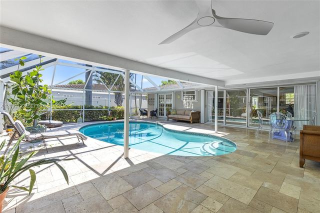 809 SE 14th Drive, Deerfield Beach, FL 33441