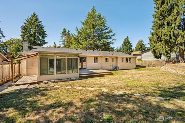 26230 13th Place S, Des Moines, WA 98198
