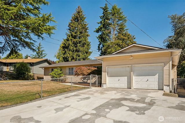 26230 13th Place S, Des Moines, WA 98198