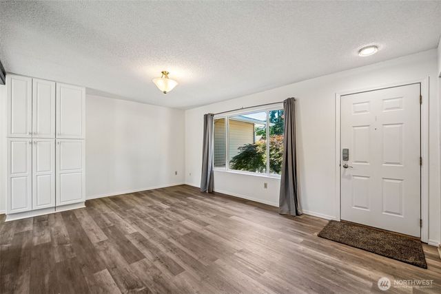 26230 13th Place S, Des Moines, WA 98198