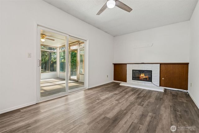 26230 13th Place S, Des Moines, WA 98198