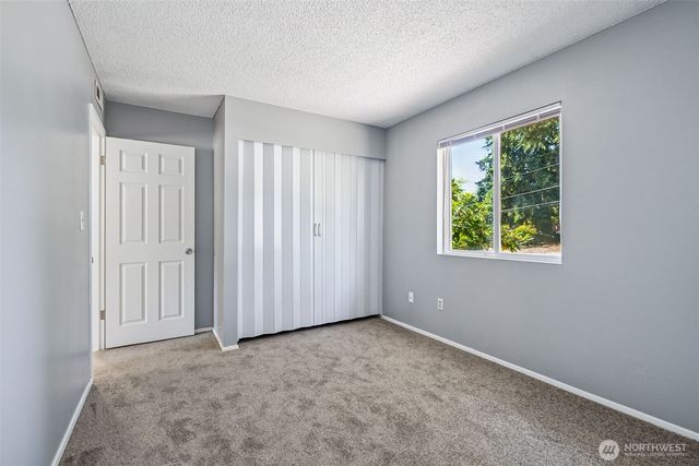 26230 13th Place S, Des Moines, WA 98198