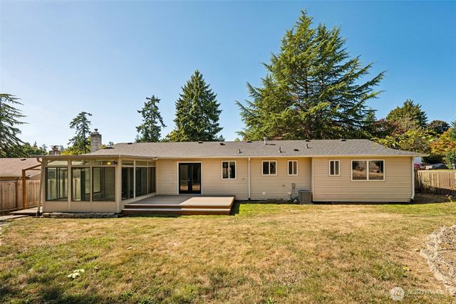 26230 13th Place S, Des Moines, WA 98198