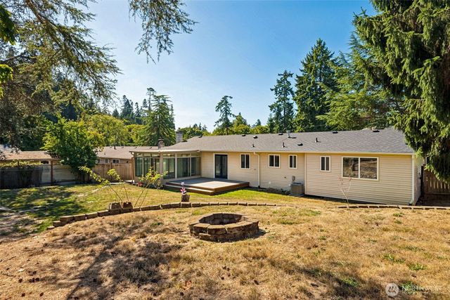 26230 13th Place S, Des Moines, WA 98198
