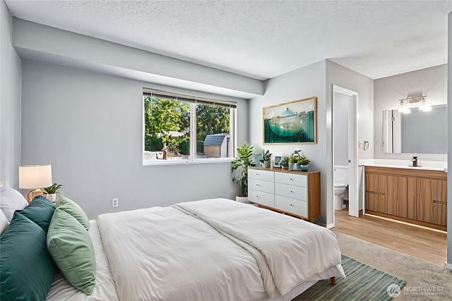 26230 13th Place S, Des Moines, WA 98198