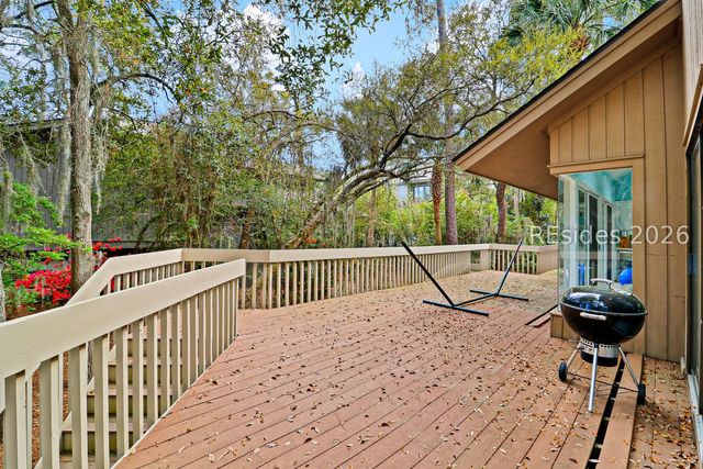 12 Red Cardinal Rd, Hilton Head Island, SC 29928
