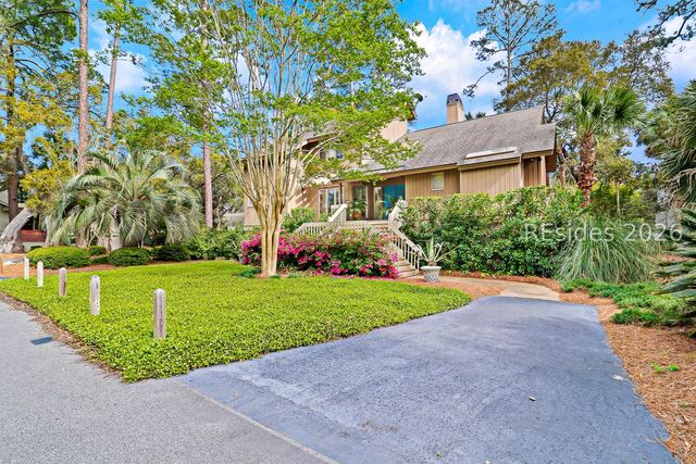 12 Red Cardinal Rd, Hilton Head Island, SC 29928
