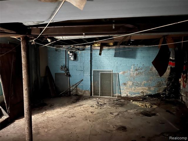 1452 W Euclid Street, Detroit, MI 48206