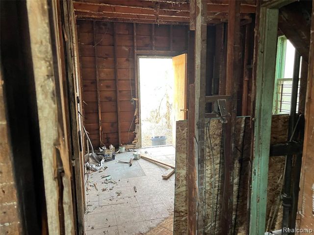 1452 W Euclid Street, Detroit, MI 48206