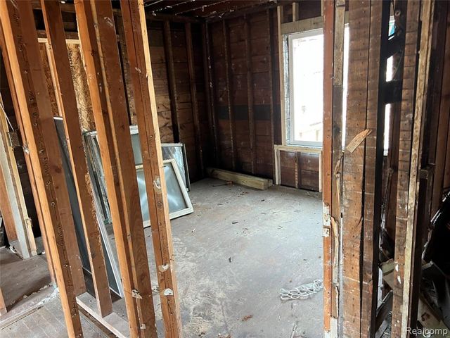 1452 W Euclid Street, Detroit, MI 48206