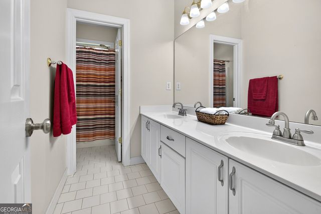 52 Braves Crossing Court, Sharpsburg, GA 30277