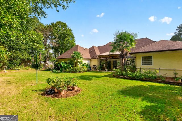 52 Braves Crossing Court, Sharpsburg, GA 30277