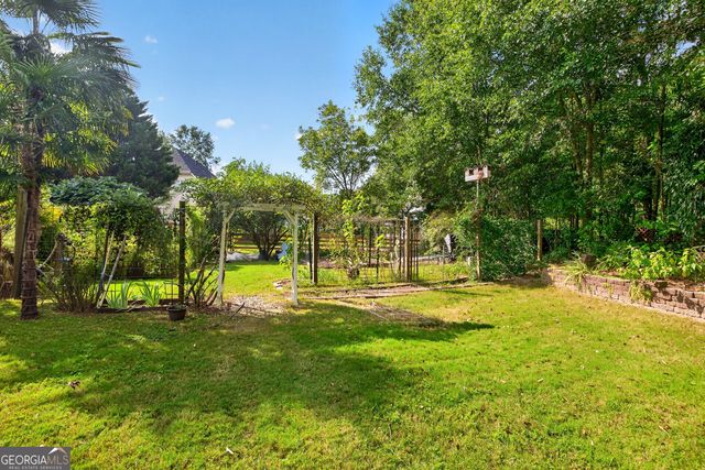 52 Braves Crossing Court, Sharpsburg, GA 30277