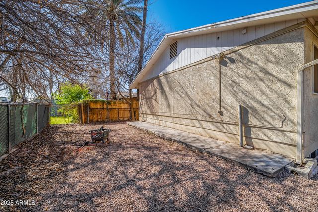 325 S PIONEER --, Mesa, AZ 85204