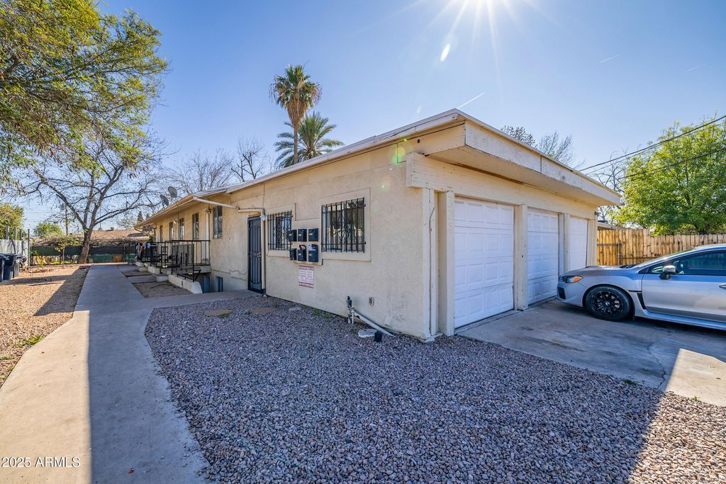 325 S PIONEER --, Mesa, AZ 85204
