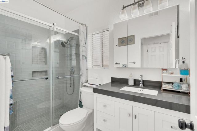 8170 Mountain View Dr C, Pleasanton, CA 94588