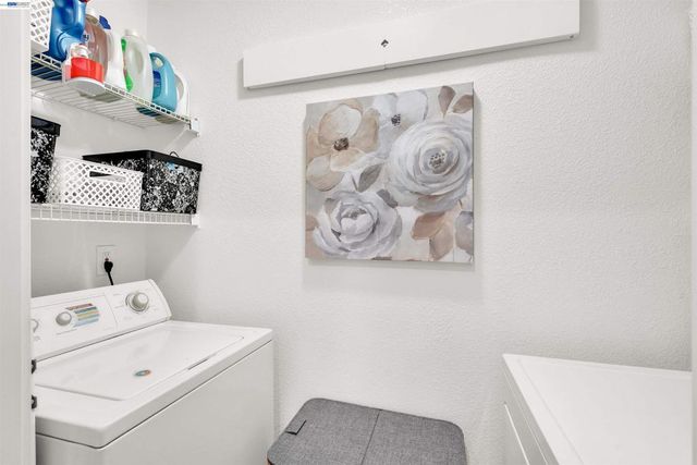 8170 Mountain View Dr C, Pleasanton, CA 94588