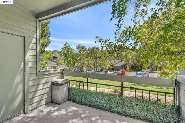 8170 Mountain View Dr C, Pleasanton, CA 94588