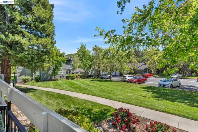 8170 Mountain View Dr C, Pleasanton, CA 94588