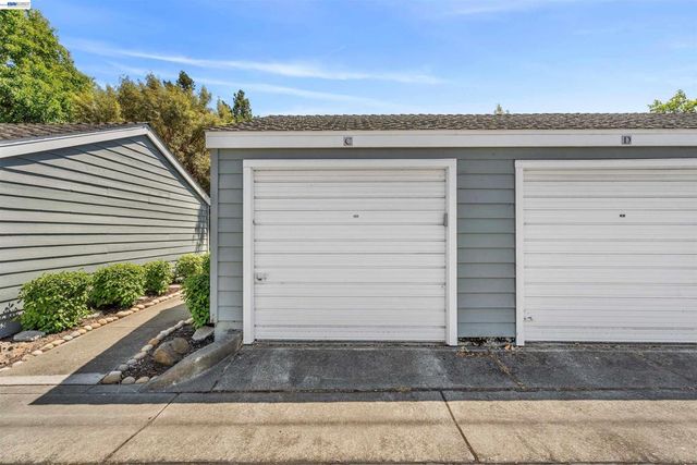 8170 Mountain View Dr C, Pleasanton, CA 94588