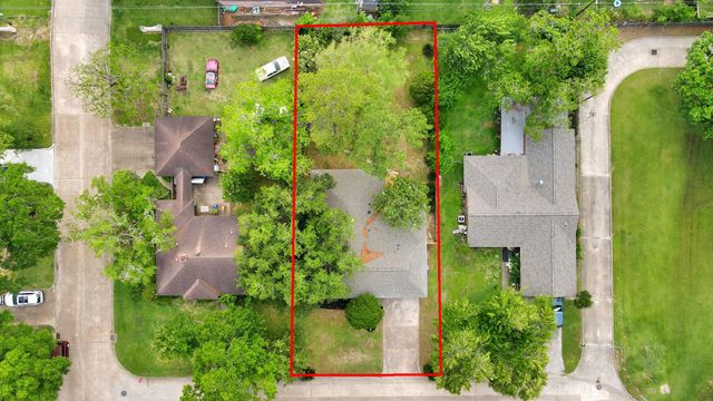 2407 Crestdale Dr, Houston, TX 77080
