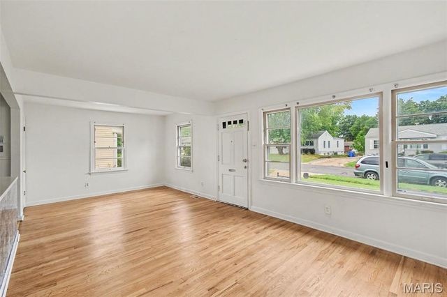 250 Maple Drive, Florissant, MO 63031