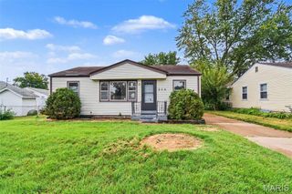250 Maple Drive, Florissant, MO 63031