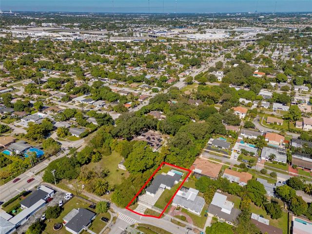 651 NE 172nd St, Miami, FL 33162