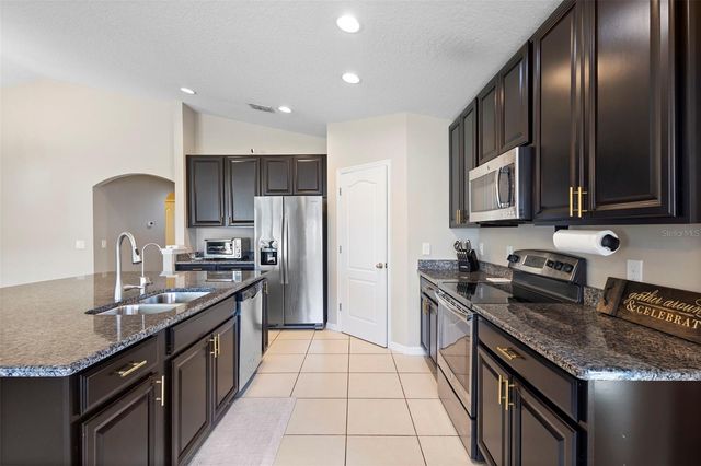 10871 CABBAGE TREE LOOP, Orlando, FL 32825