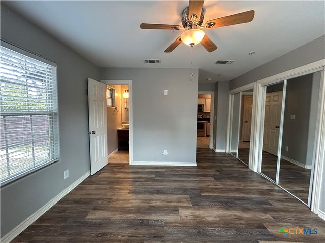 1698 W Bridge Street, New Braunfels, TX 78130