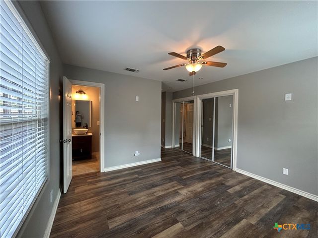 1698 W Bridge Street, New Braunfels, TX 78130