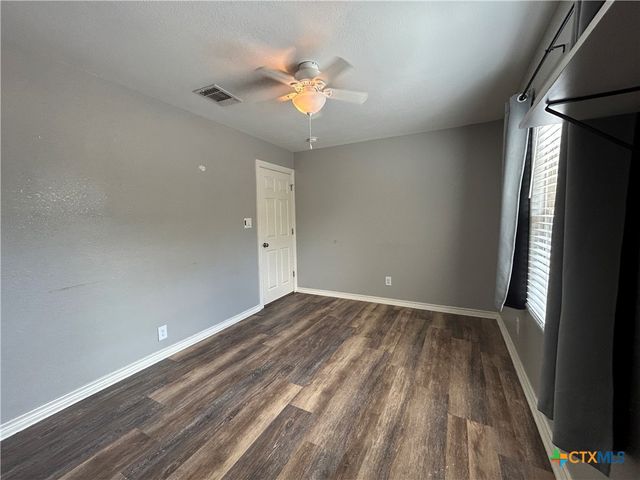 1698 W Bridge Street, New Braunfels, TX 78130