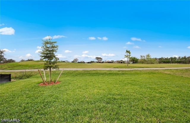 16624 Ash Grove LN, Alva, FL 33920