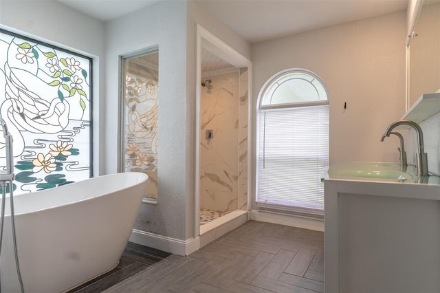 2402 PRAIRIE PLACE, Lutz, FL 33549