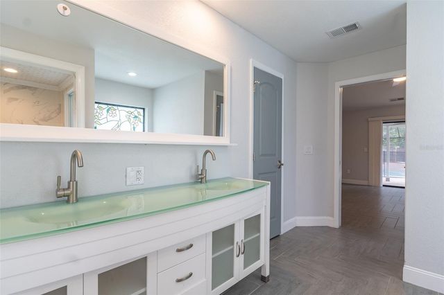 2402 PRAIRIE PLACE, Lutz, FL 33549