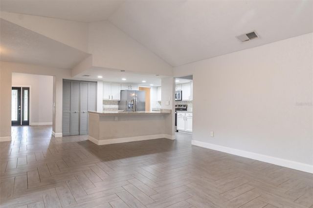 2402 PRAIRIE PLACE, Lutz, FL 33549