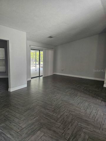 2402 PRAIRIE PLACE, Lutz, FL 33549