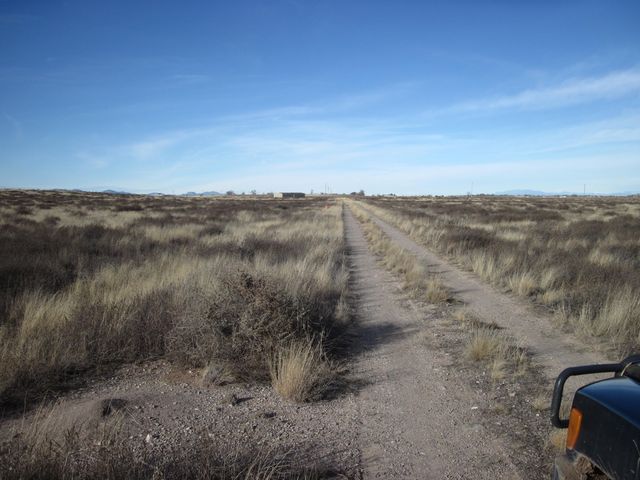 3 Mesa Road, Moriarty, NM 87035