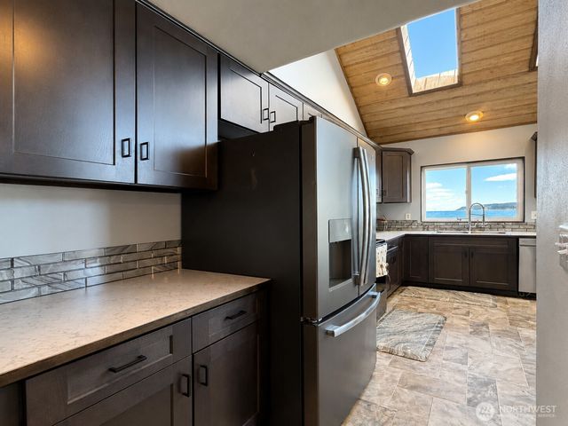 14 H South Beach Drive, Hat Island, WA 98206