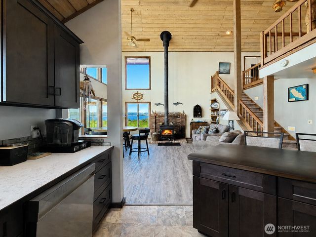 14 H South Beach Drive, Hat Island, WA 98206