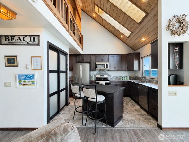 14 H South Beach Drive, Hat Island, WA 98206
