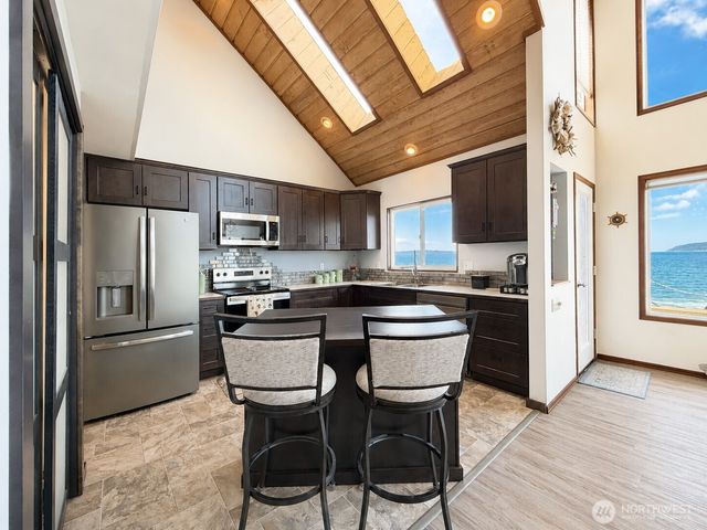 14 H South Beach Drive, Hat Island, WA 98206