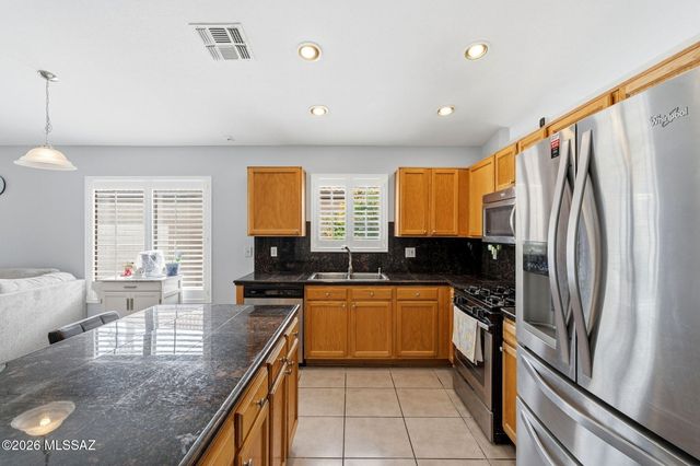 6943 W Harcuvar Drive, Tucson, AZ 85743