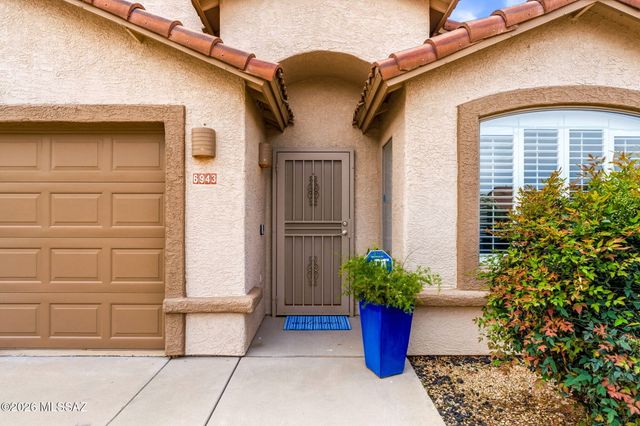 6943 W Harcuvar Drive, Tucson, AZ 85743