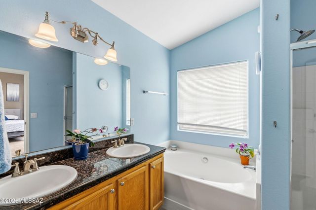 6943 W Harcuvar Drive, Tucson, AZ 85743