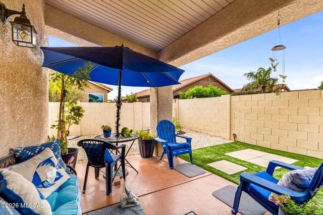 6943 W Harcuvar Drive, Tucson, AZ 85743