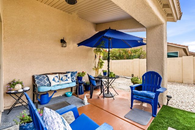 6943 W Harcuvar Drive, Tucson, AZ 85743